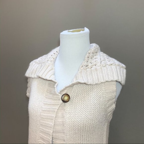 GAP cream sleeveless cardigan sweater, S. - Picture 6 of 7